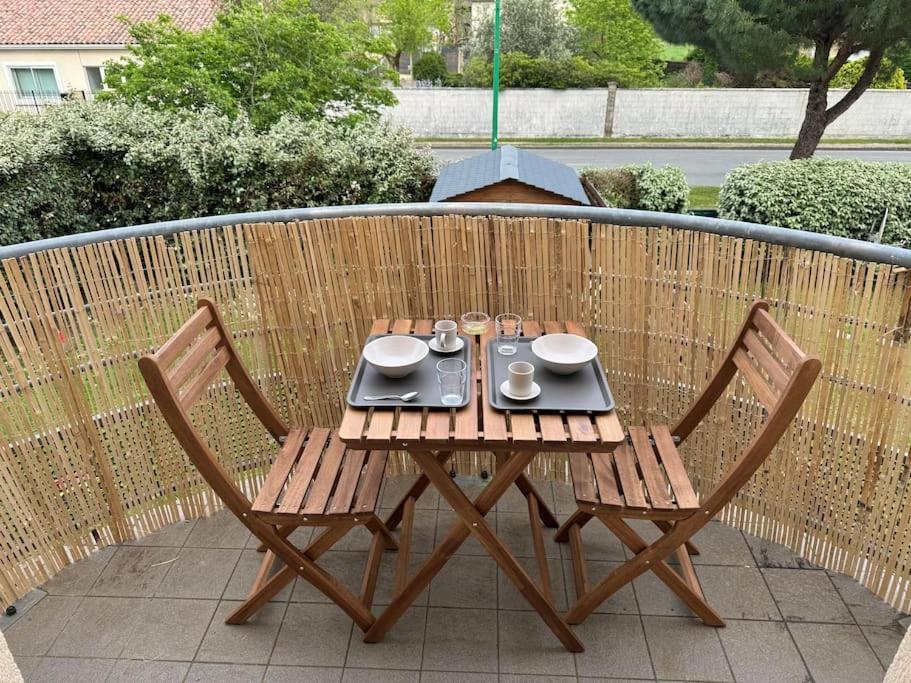 Appartement Confort Et Balcon Ludon-Medoc Экстерьер фото